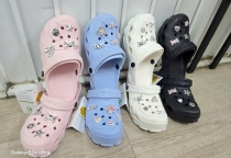Dép Sục Nữ ADIZ&QB Gắn Charm Cao Cấp – Nhẹ Êm, Thời Trang, Đủ Size 37–40