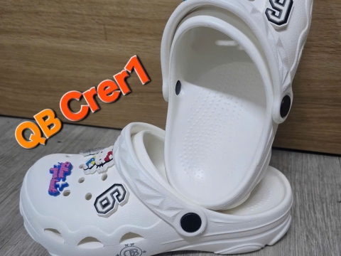 QB Crer1