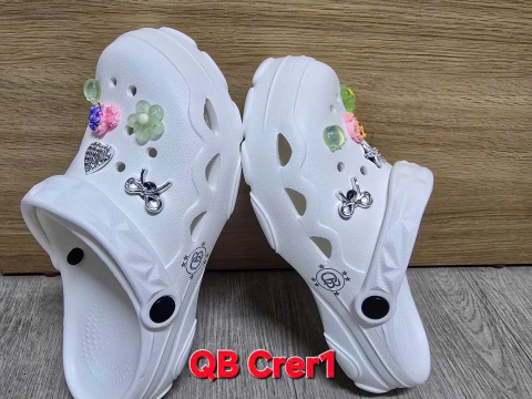 QB Crer1
